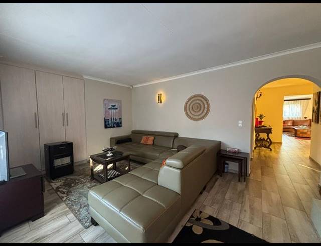 3 BEDROOM HOUSE FOR SALE IN BERGBRON